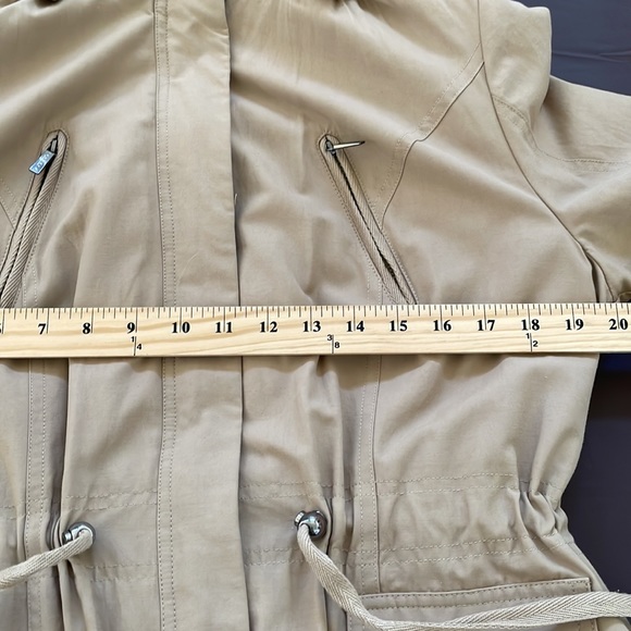 Laundry made exclusively for Bloomingdale Winter Coat Size M - Picture 12 of 14